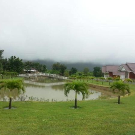 Palm Lodge Resort Nakhonratchasima Dış mekan fotoğraf